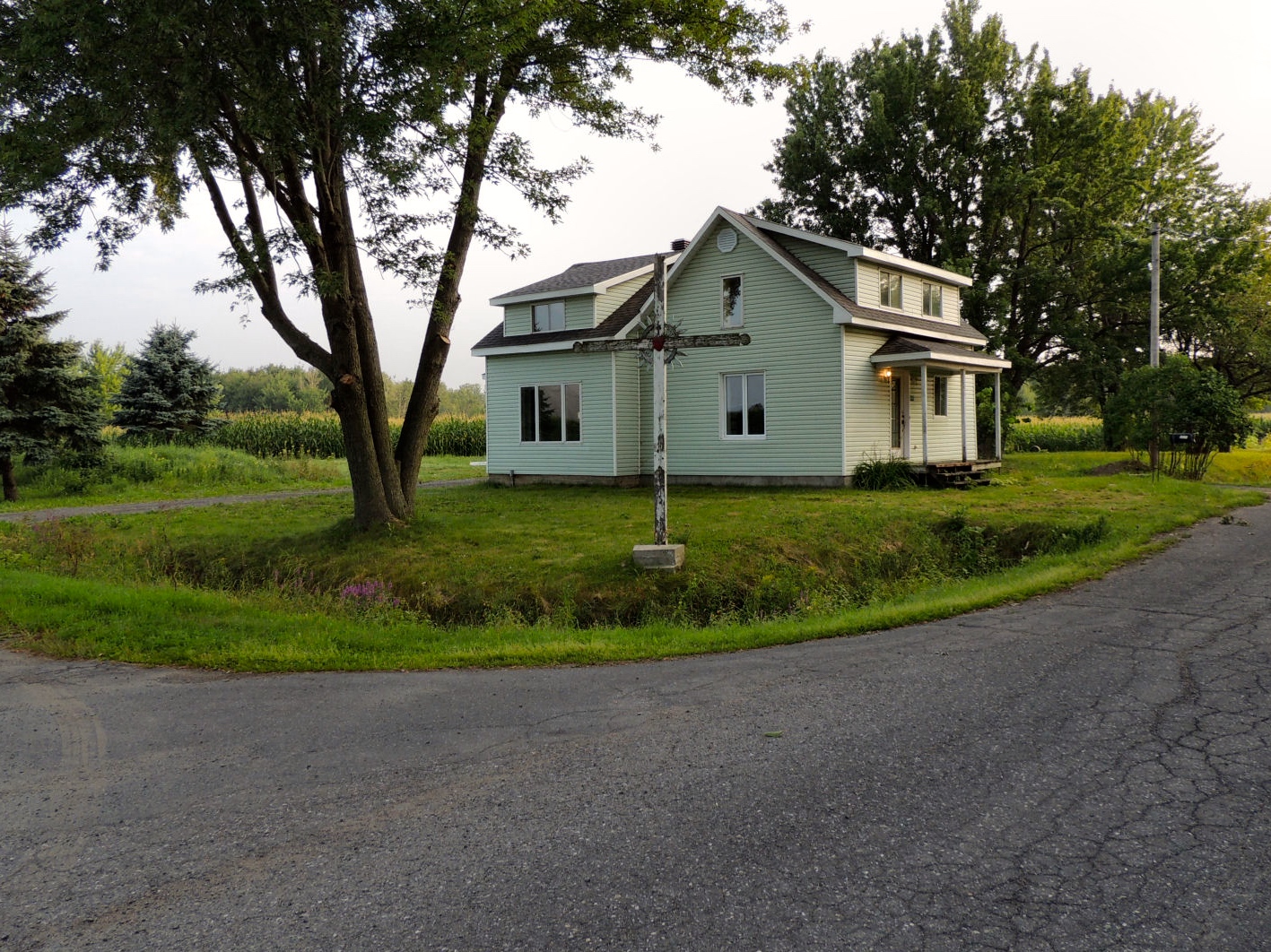 ## sainte-clotilde-de-horton ±575 5e rang = 575 5e rang Gérald Arbour 1