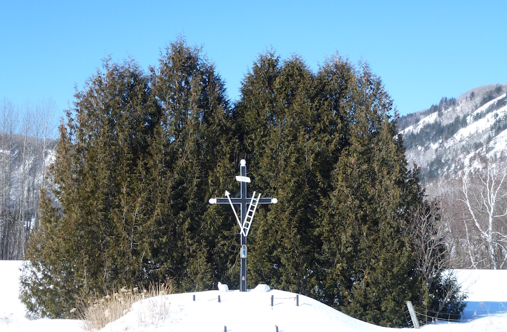 face du 640 chemin Saint-Laurent
