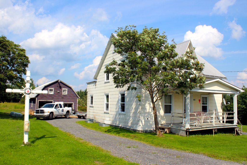 SaintSébastiendeFrontenac » Les croix de chemin au Québec