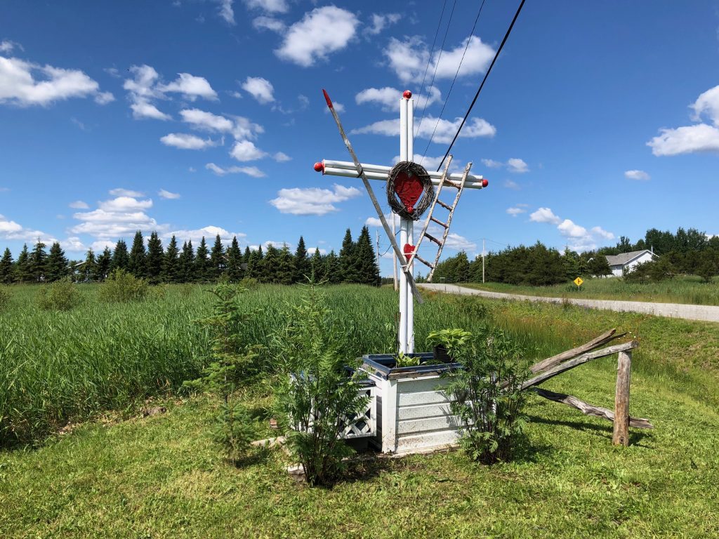 Une visite à SainteGertrudeManneville » Les croix de chemin au Québec