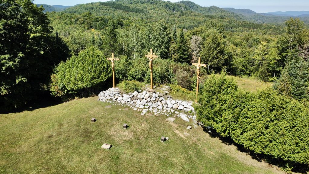 Le calvaire d’Huberdeau » Les croix de chemin au Québec
